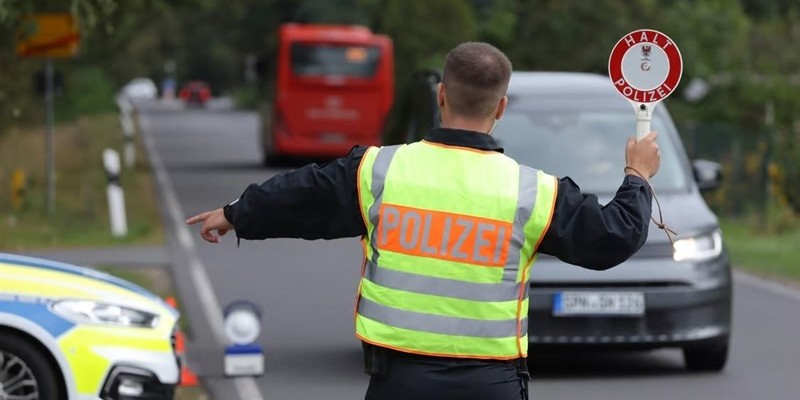 Germany: Another six months of border controls